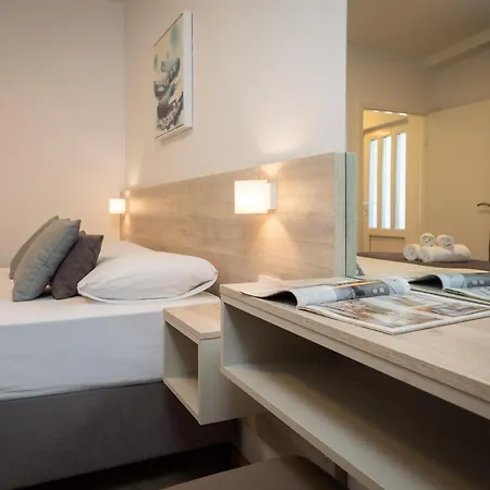Adria Mare * Makarska
