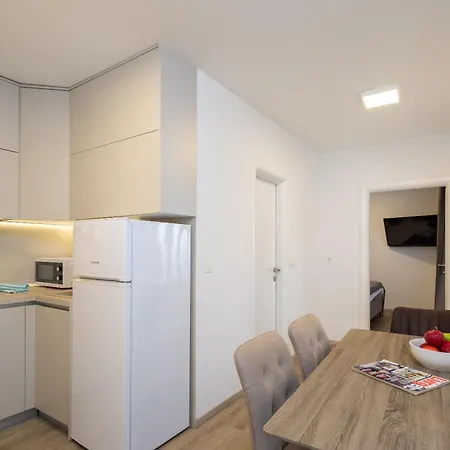 Adria Mare Apartment Makarska